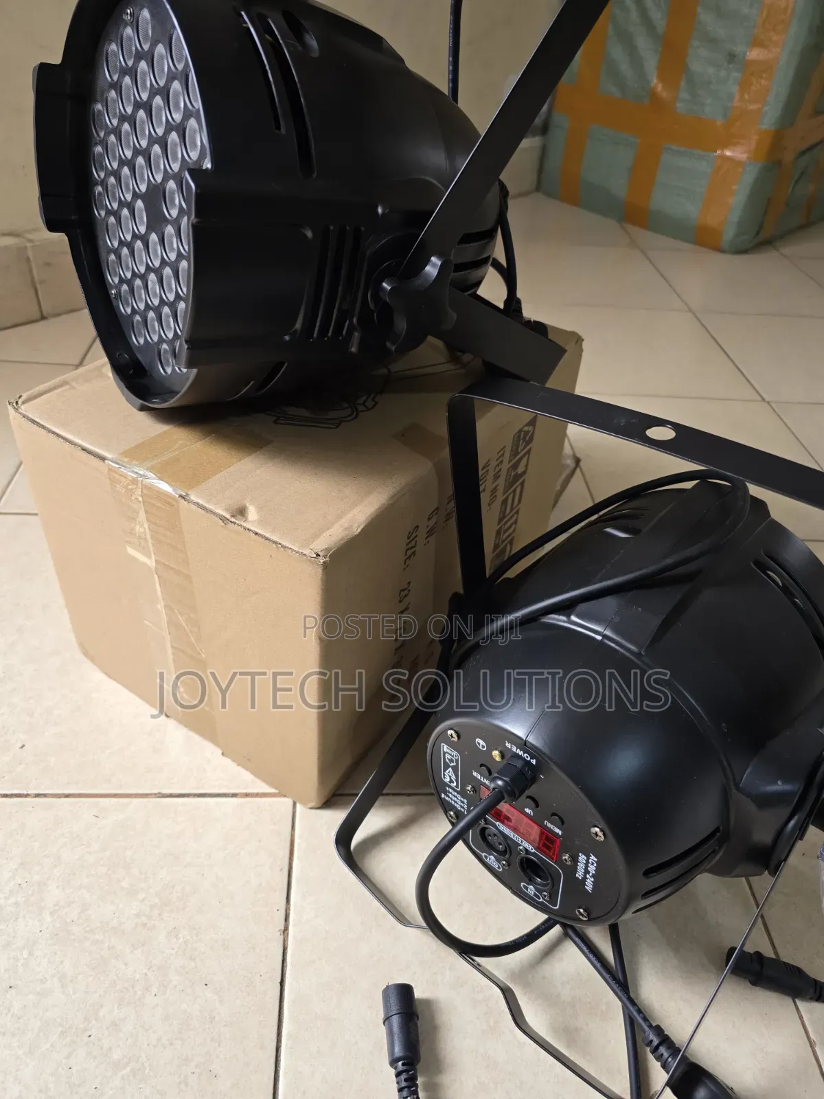 Professional Stage Lighting – 54 Led RGBW Par Lights