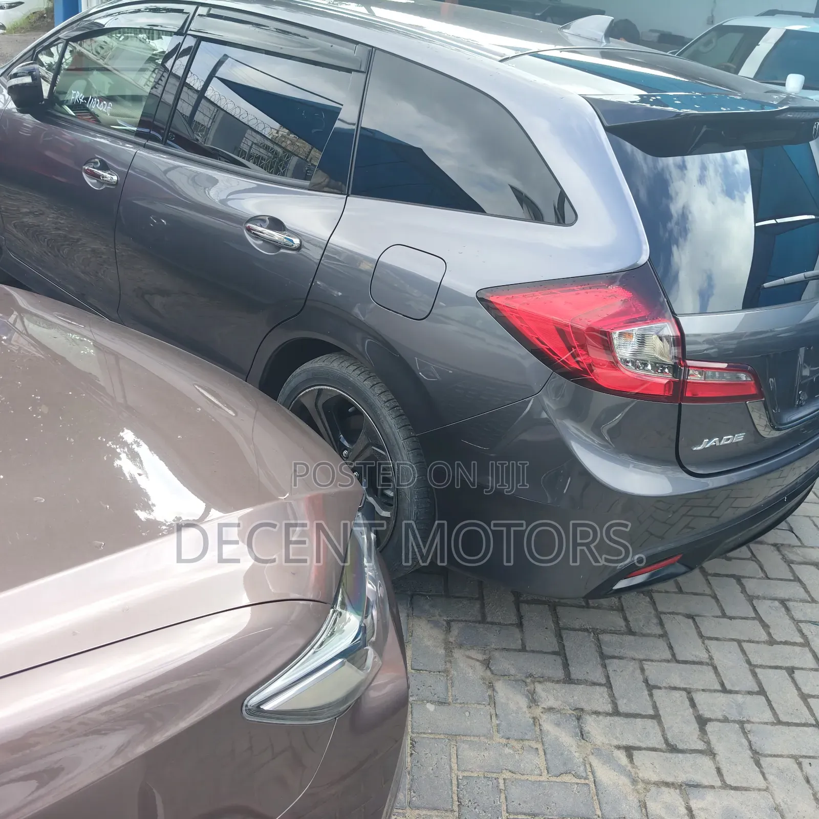 Honda Jade 2019 Gray