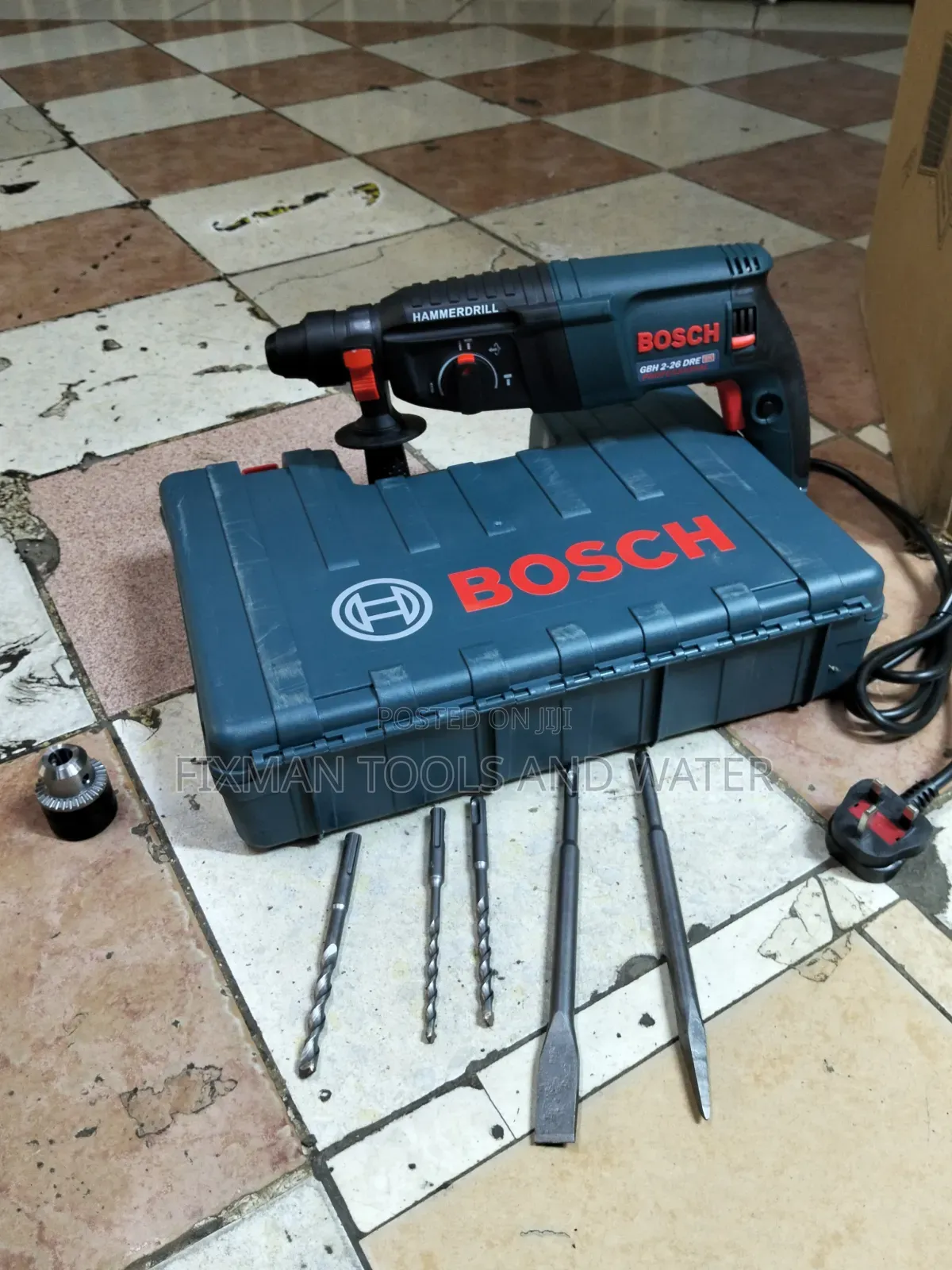 Commercial Bosch Rotary Hammer Drill 800 Watts 5 Bits Set