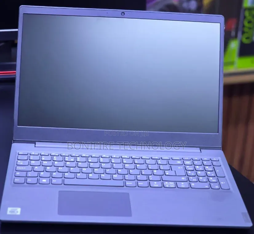 Laptop Lenovo V15 8GB Intel Core i3 SSD 256GB