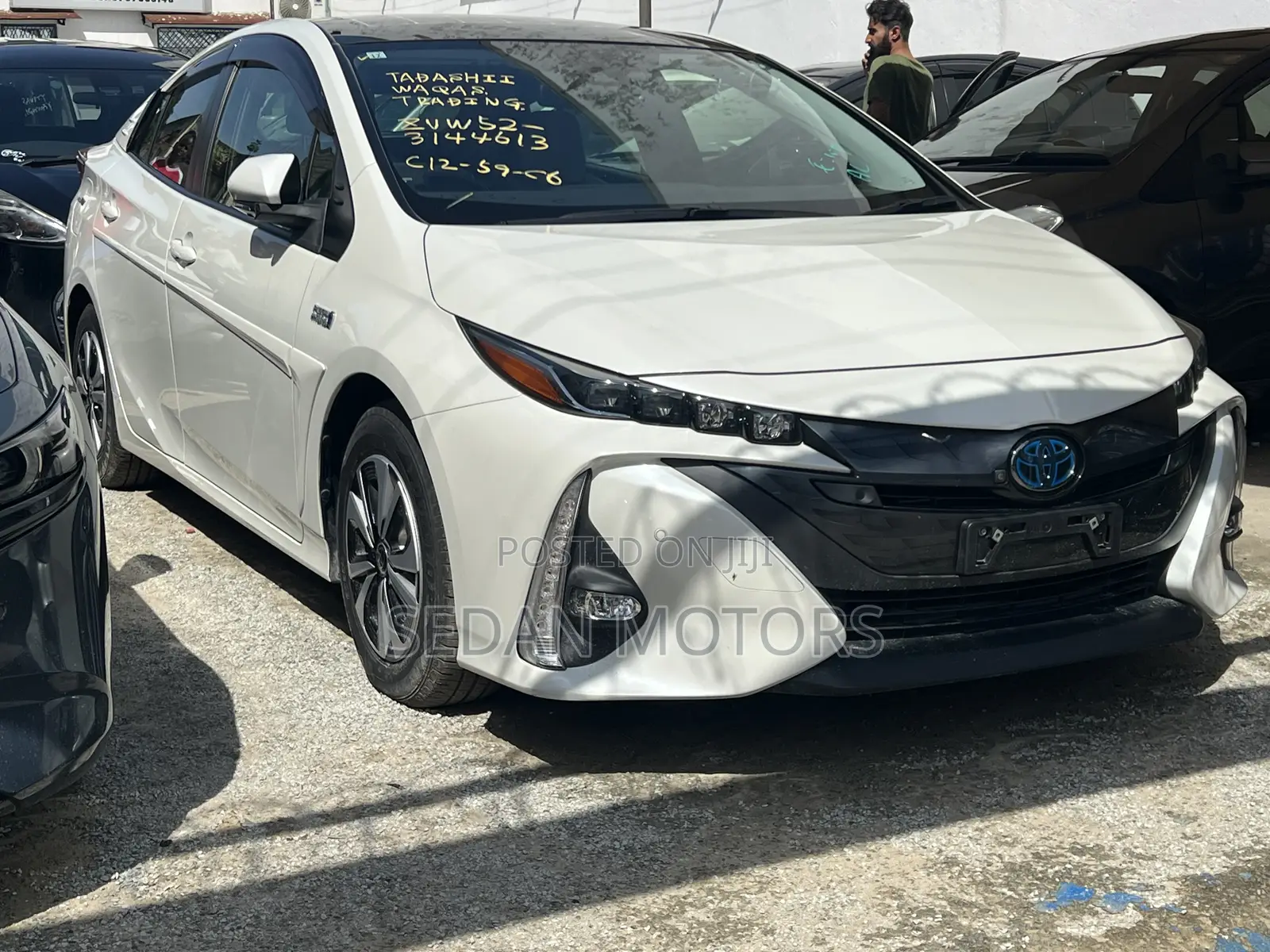 Toyota Prius 2019 White