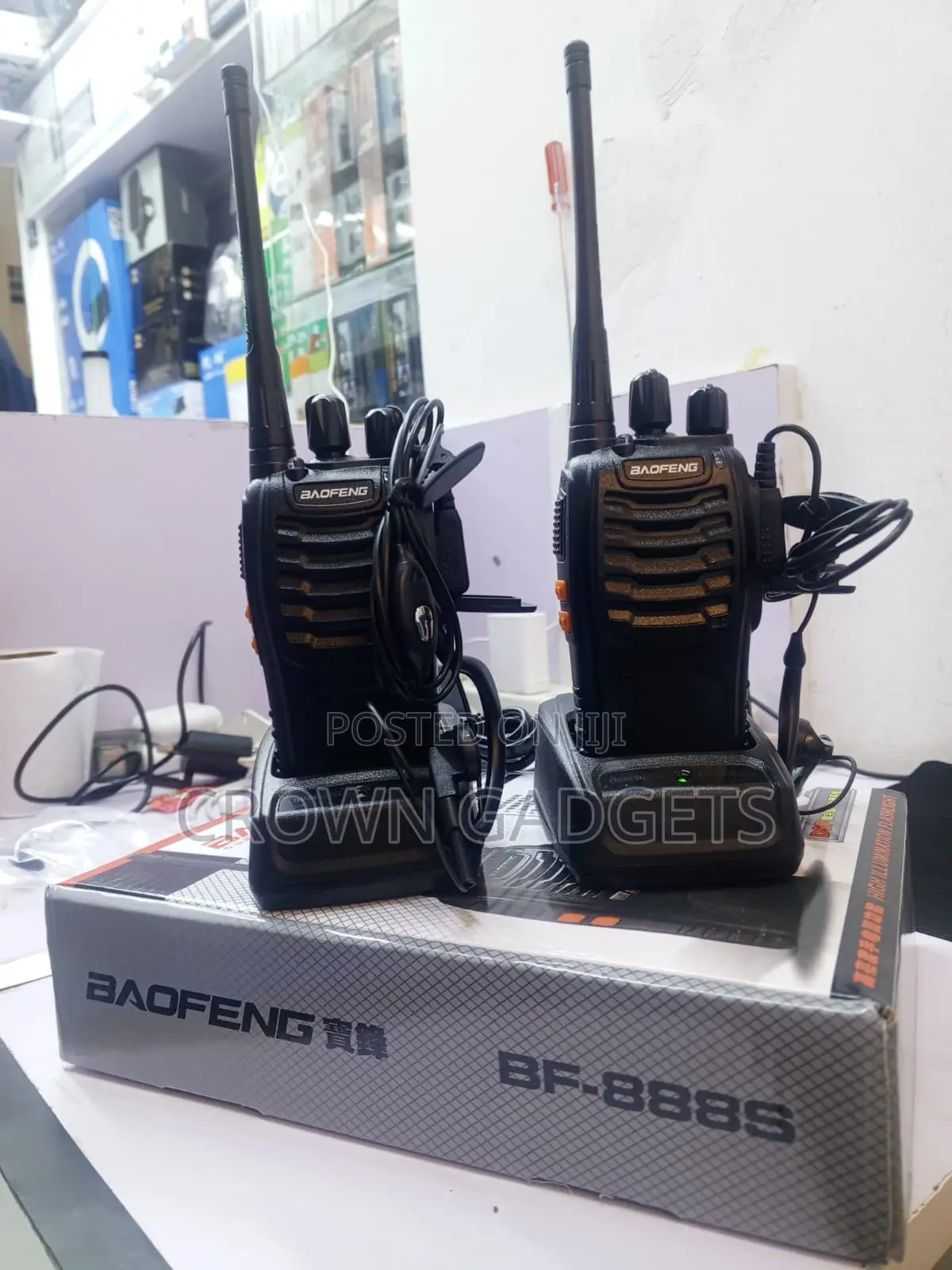 Baofeng Bf-888s Two Way Radio Set With Chargers and Battery