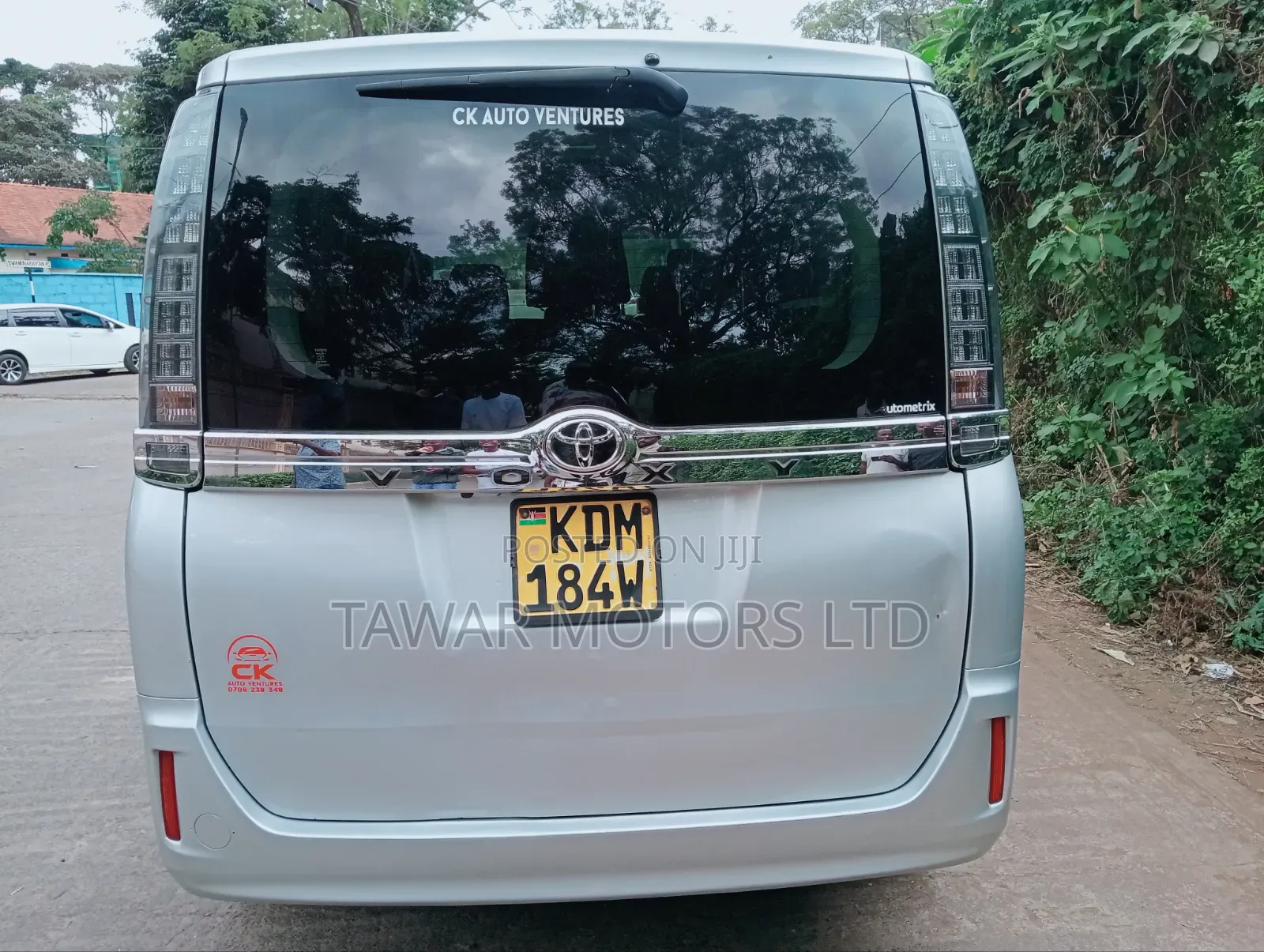 Toyota Voxy 2016 Silver
