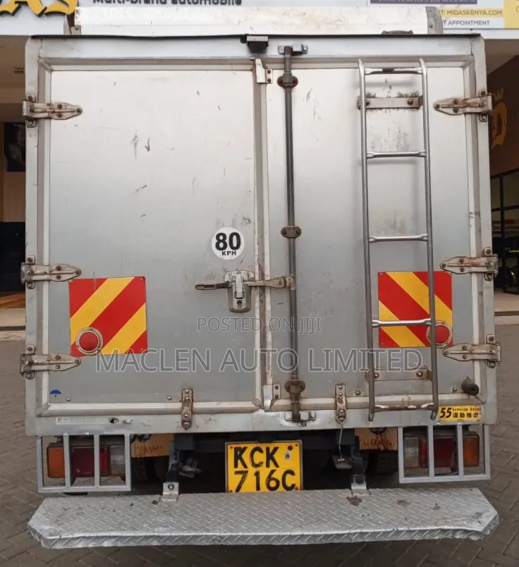 Isuzu Nkr85 2009
