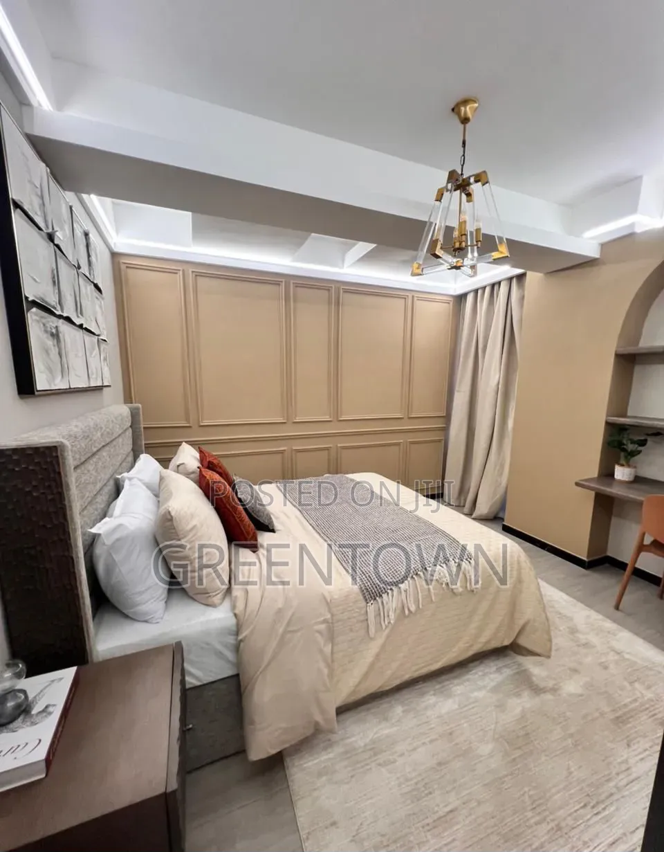 1bdrm Apartment in Super Westbury, Spring Valley for sale