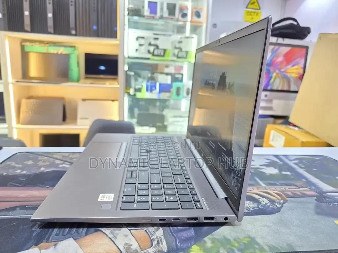 Laptop HP ZBook 15 16GB Intel Core i7 SSD 512GB