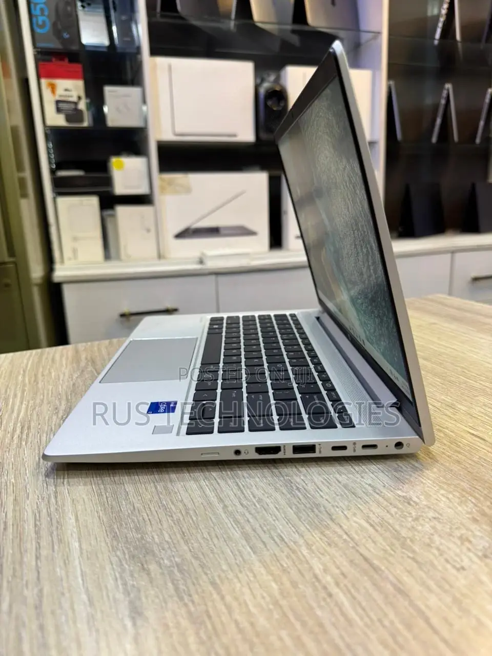 Laptop HP ProBook 440 G10 16GB Intel Core i7 SSD 512GB