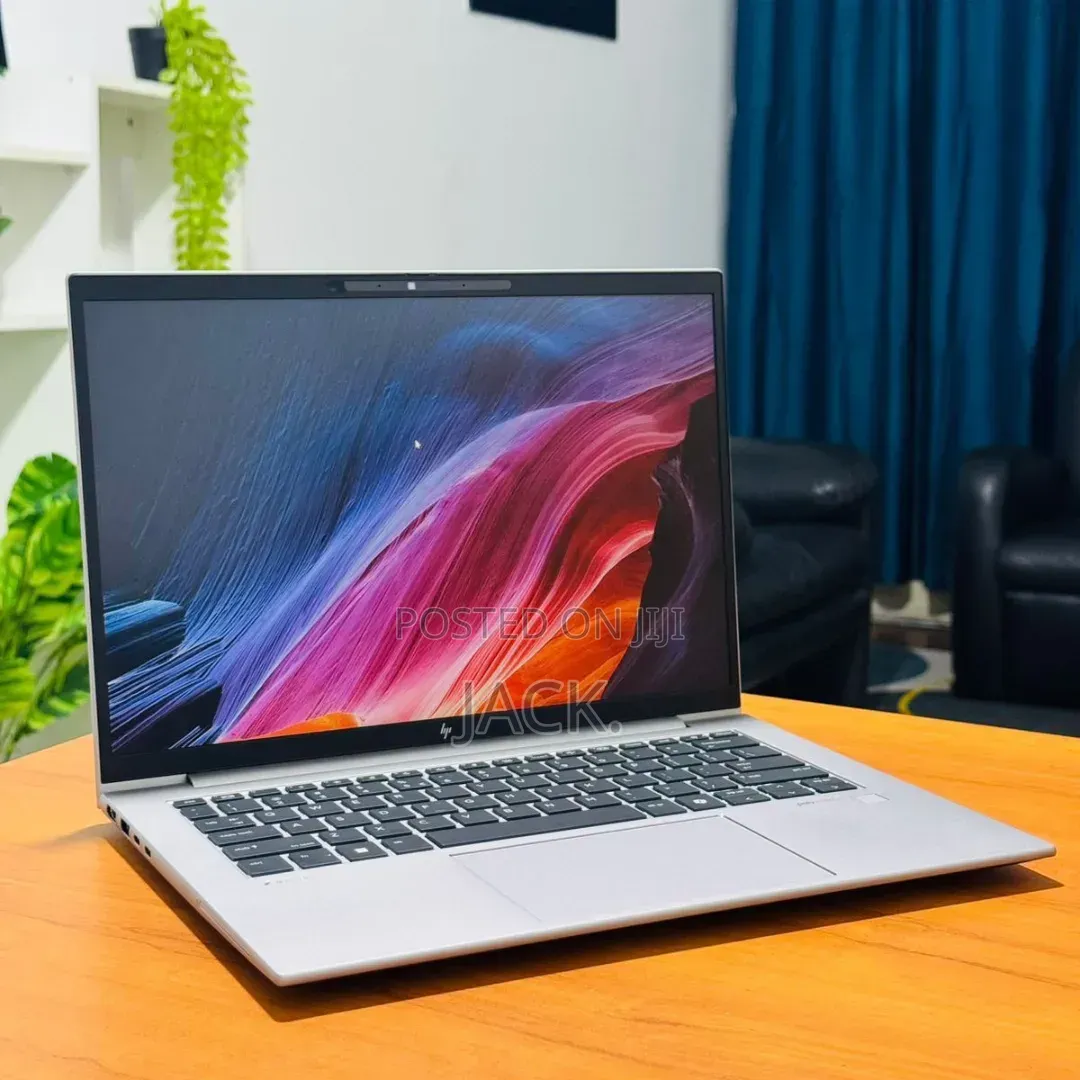 Laptop HP ZBook Firefly 14 G10 16GB Intel Core i7 SSD 512GB