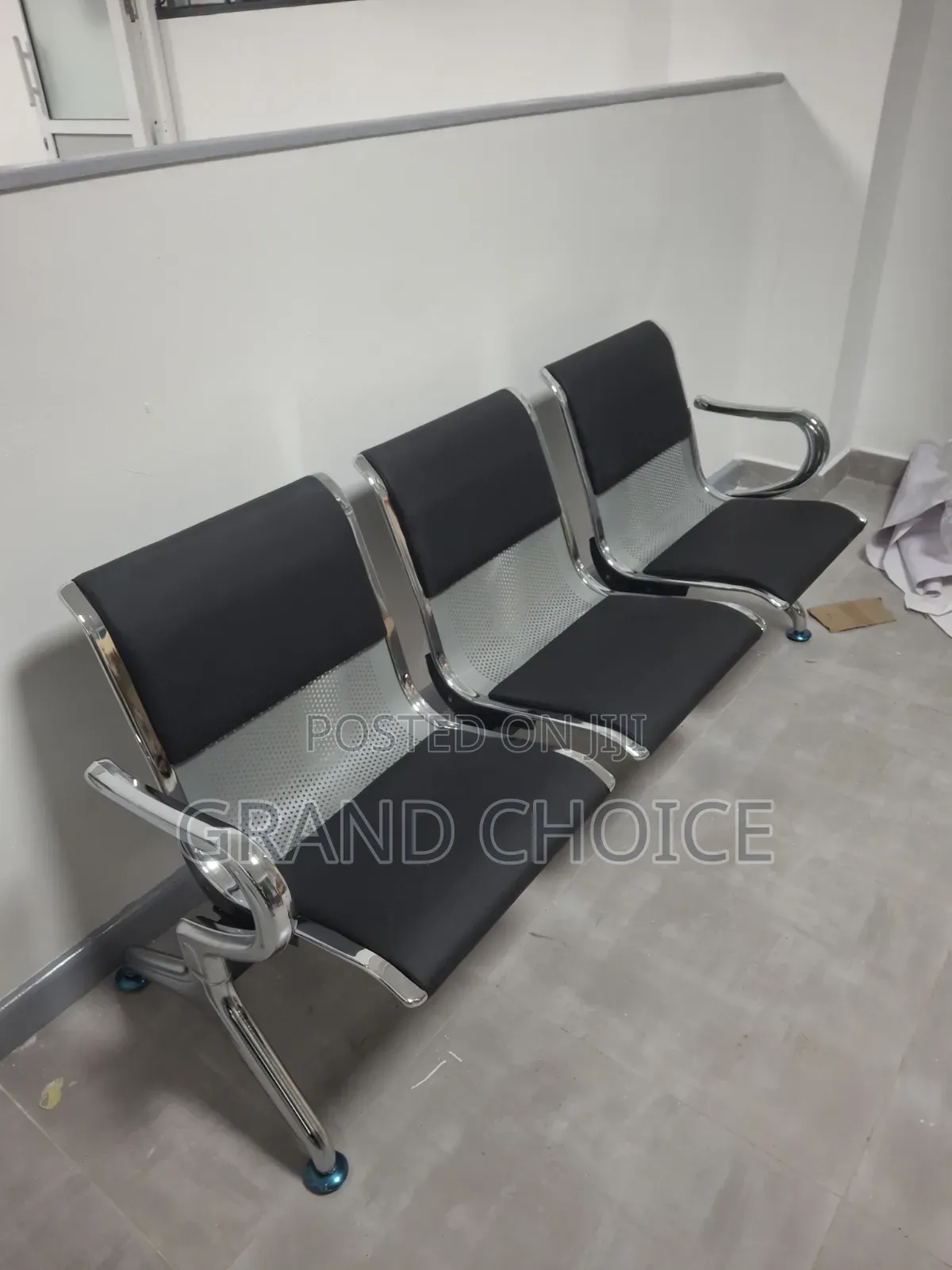 Office Unpadded Waiting Chair 3 Seater