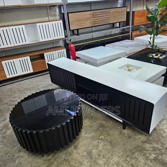6.5ft White Black Tv Stand Table