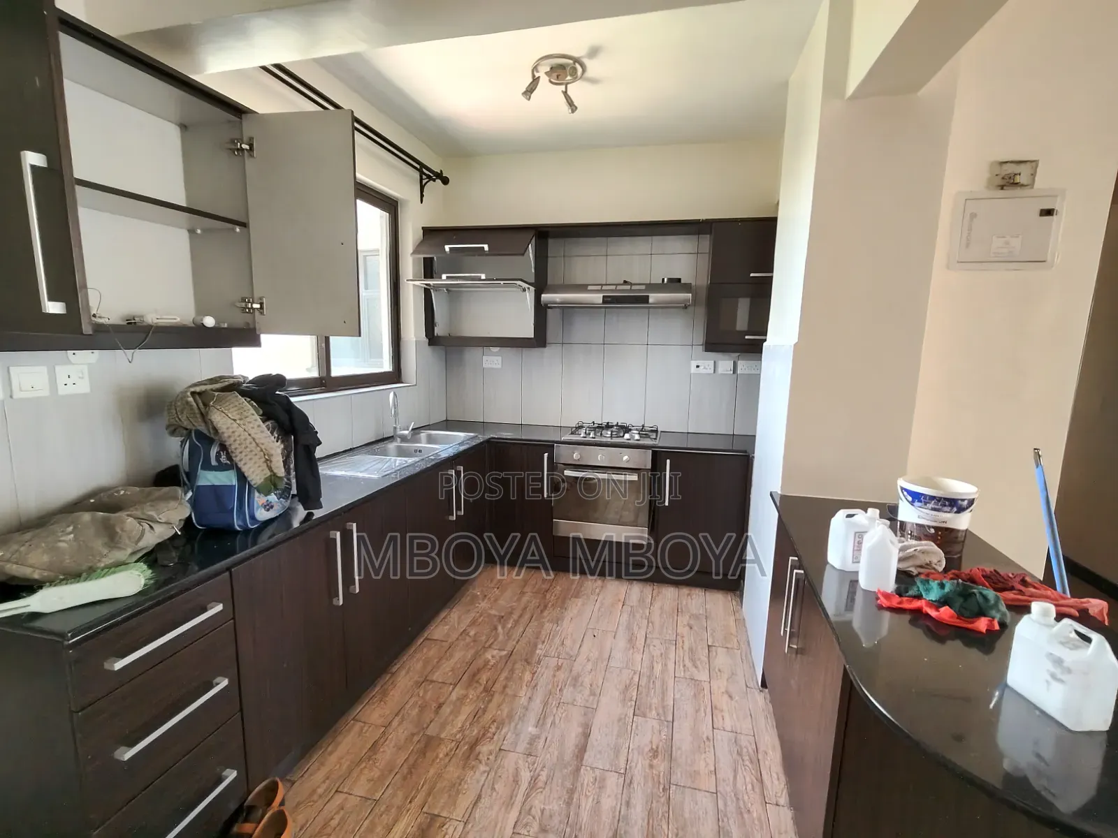 3bdrm Apartment in Parklands for sale