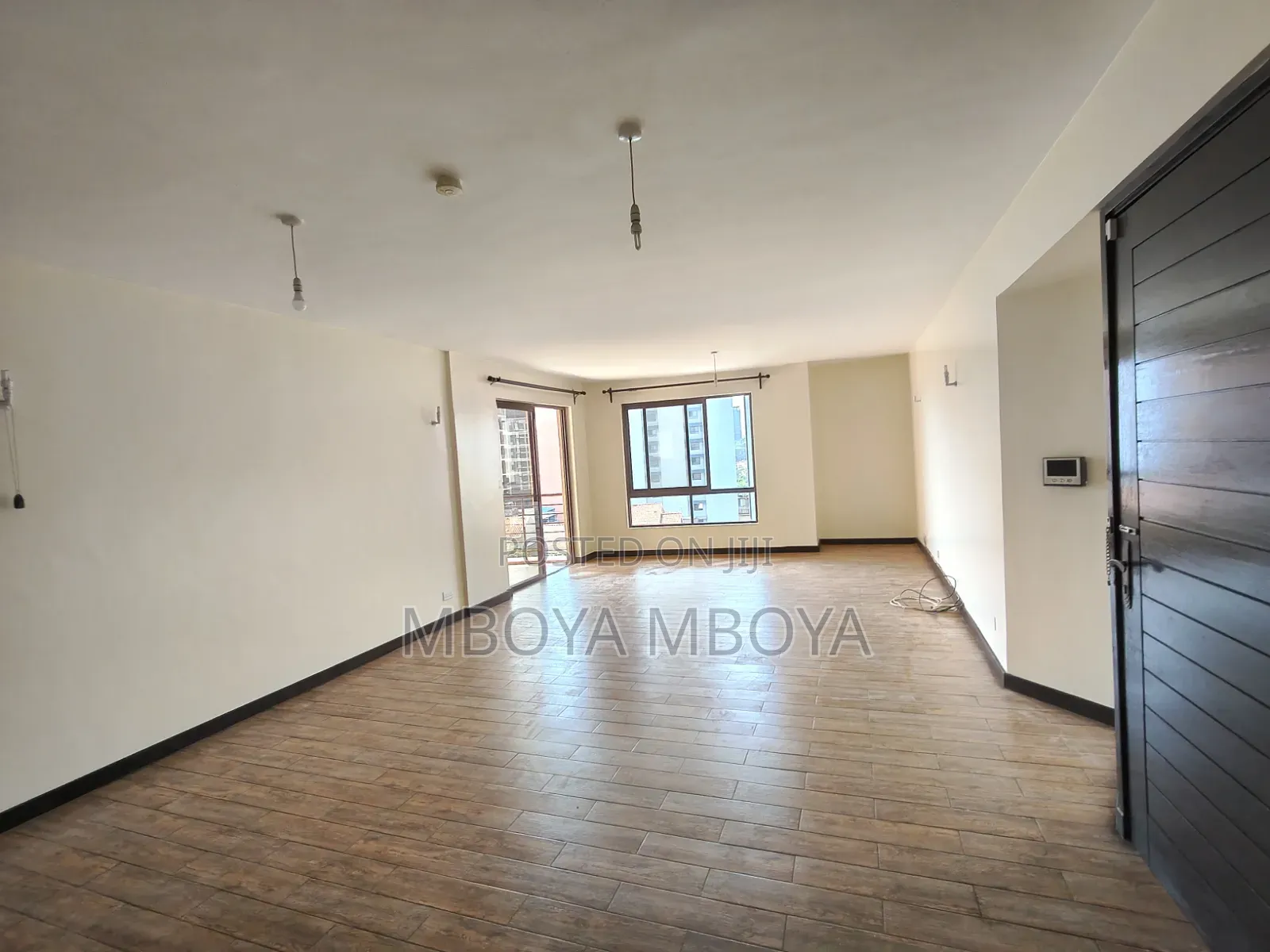3bdrm Apartment in Parklands for sale