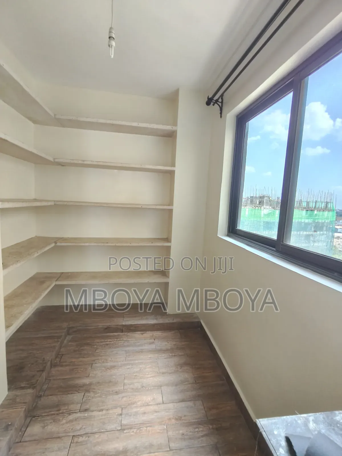 3bdrm Apartment in Parklands for sale