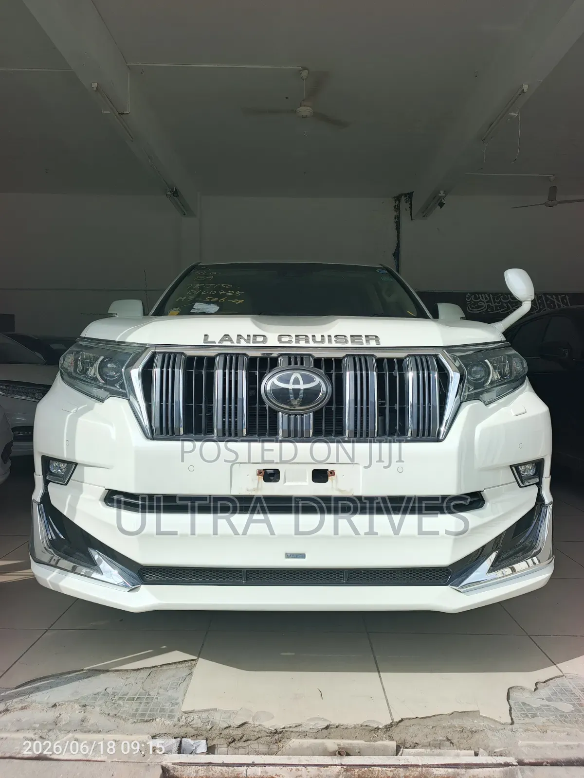 Toyota Land Cruiser Prado 2019 White