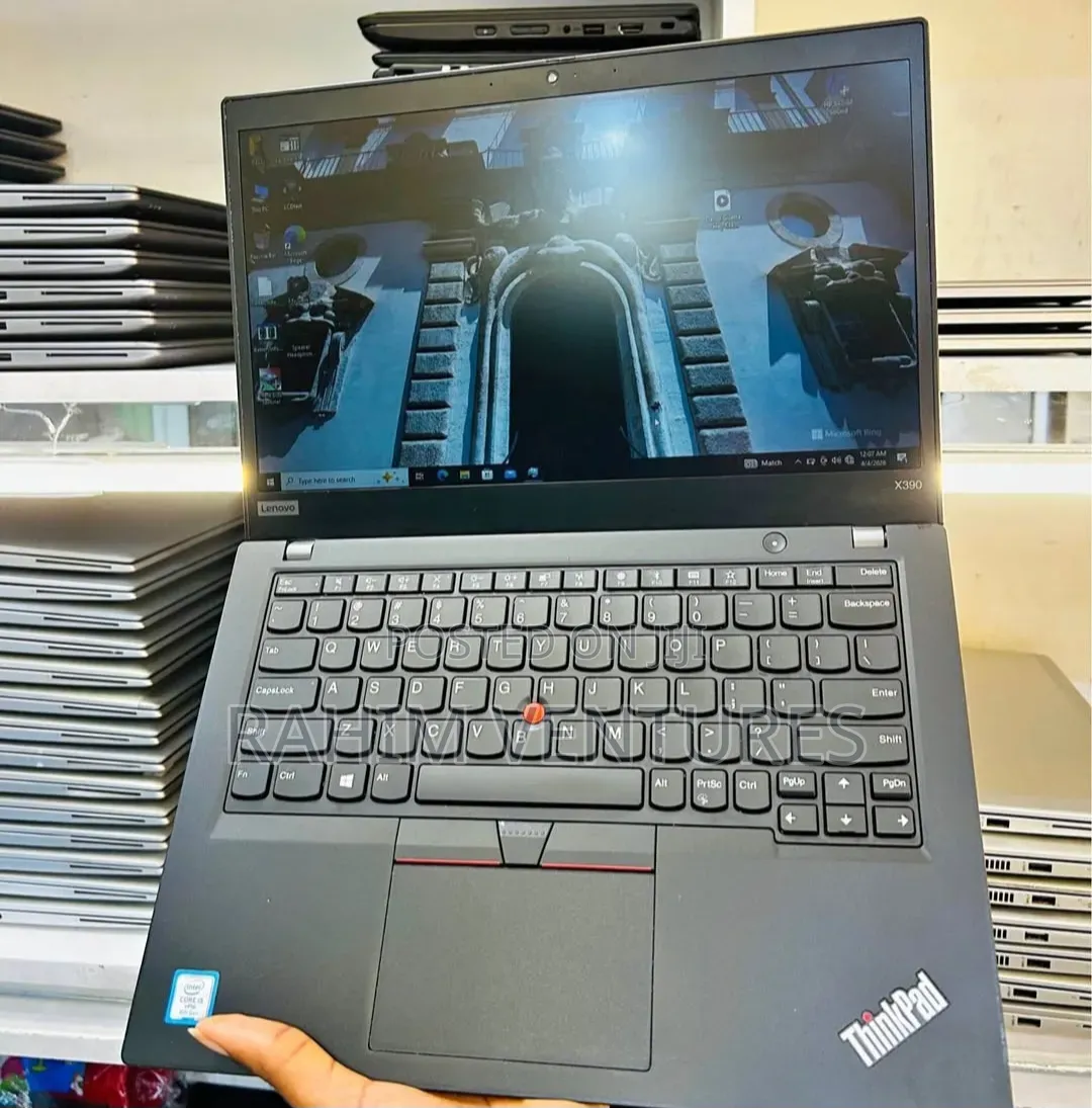 Laptop Lenovo ThinkPad X390 16GB Intel Core i7 SSD 256GB