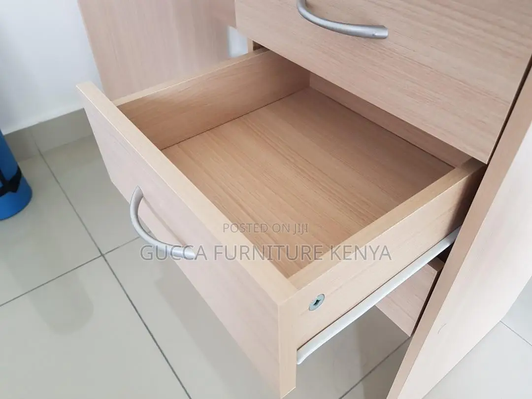 1 Meter Clerical Study Desk