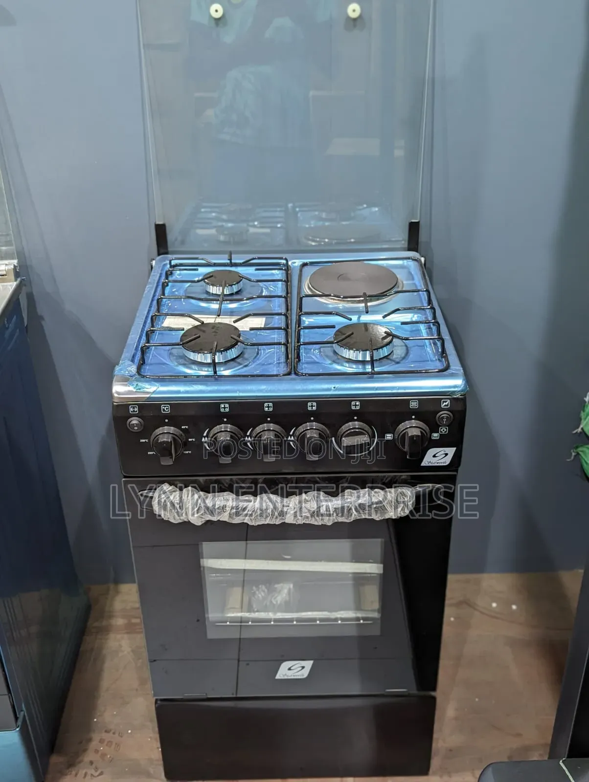 Starworth Cooker 50*50(3+1) With Electric Oven
