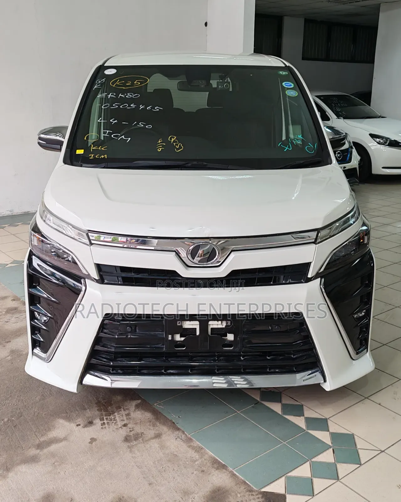 Toyota Voxy 2019 White