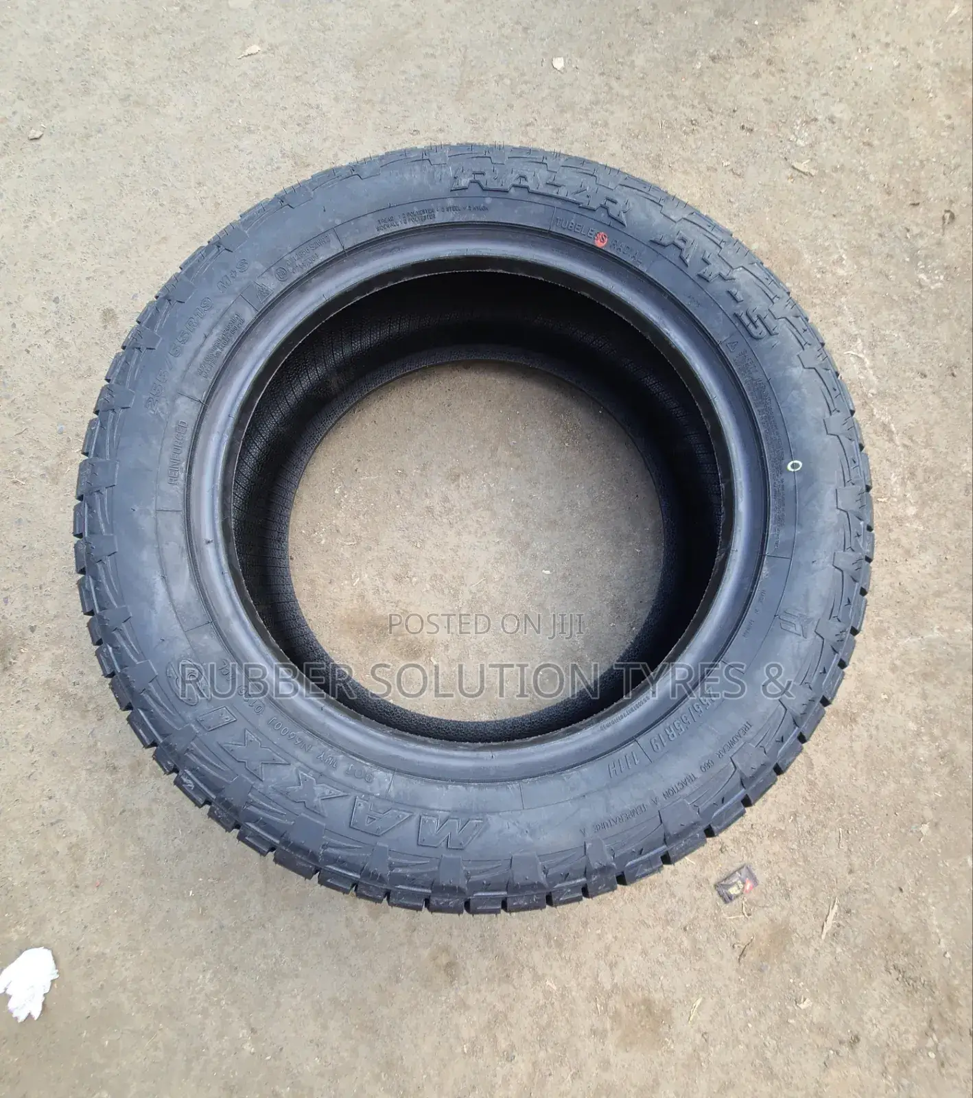 255 /55 R19 Maxxis Tyres 111h Razr a/T-781 All-Terrain