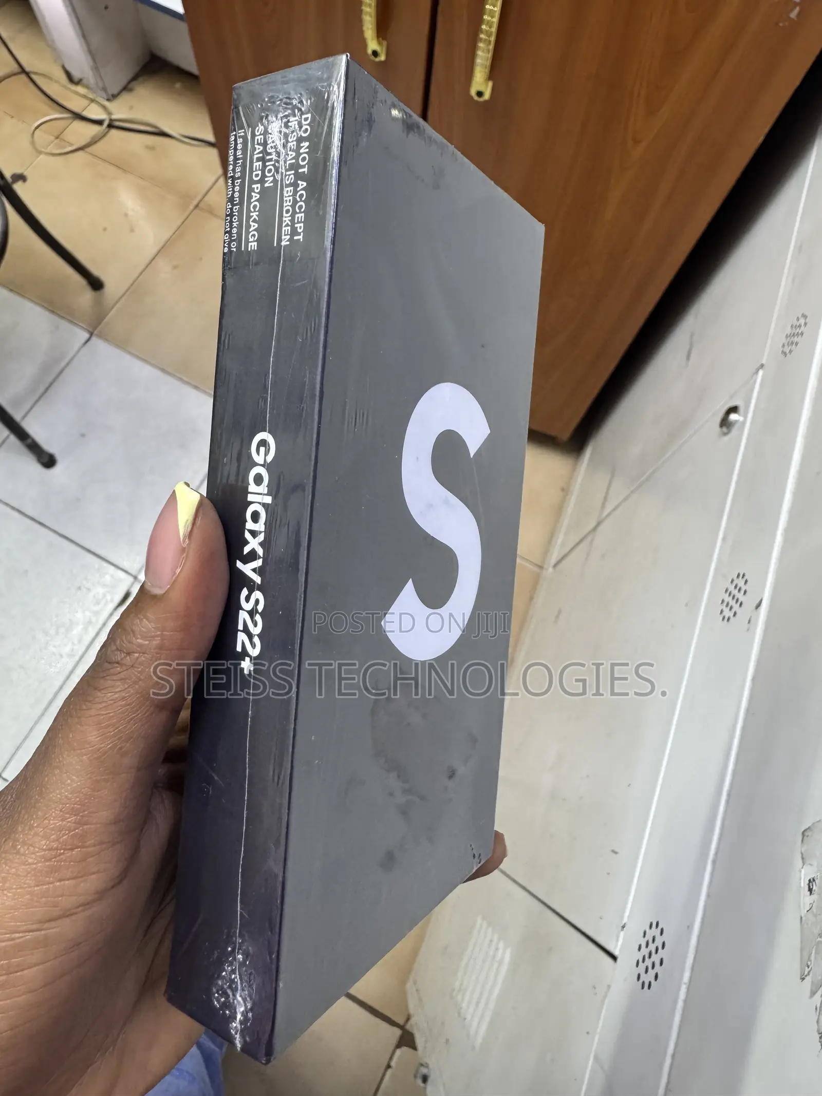 New Samsung Galaxy S22+ 5G 256 GB Black