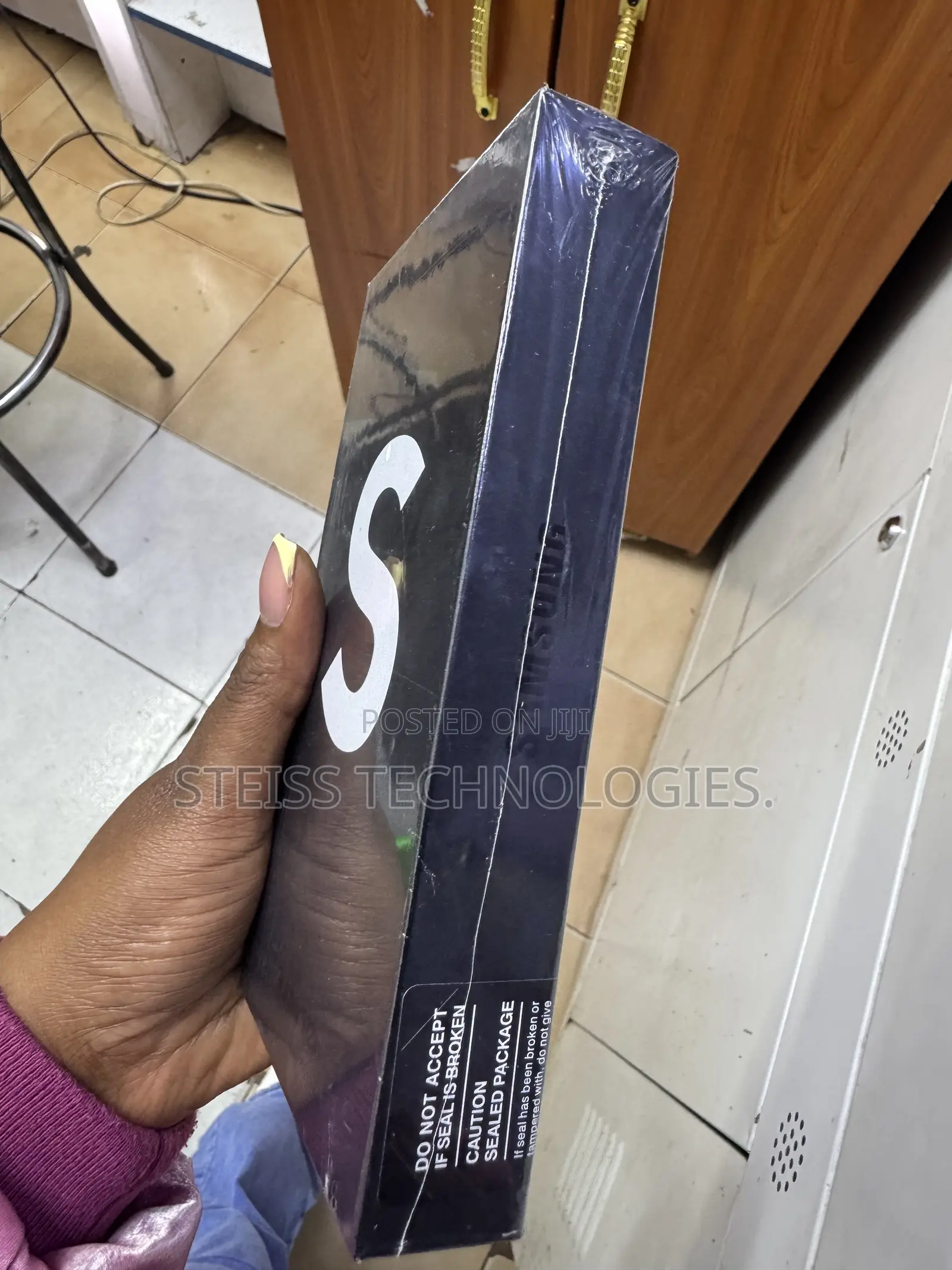 New Samsung Galaxy S22+ 5G 256 GB Black