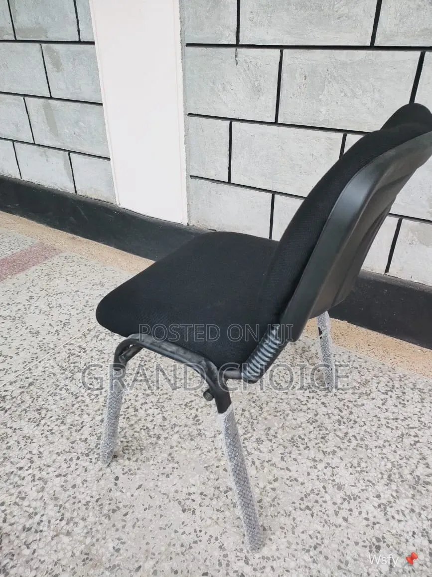 Executive Tosca Visitors Chair