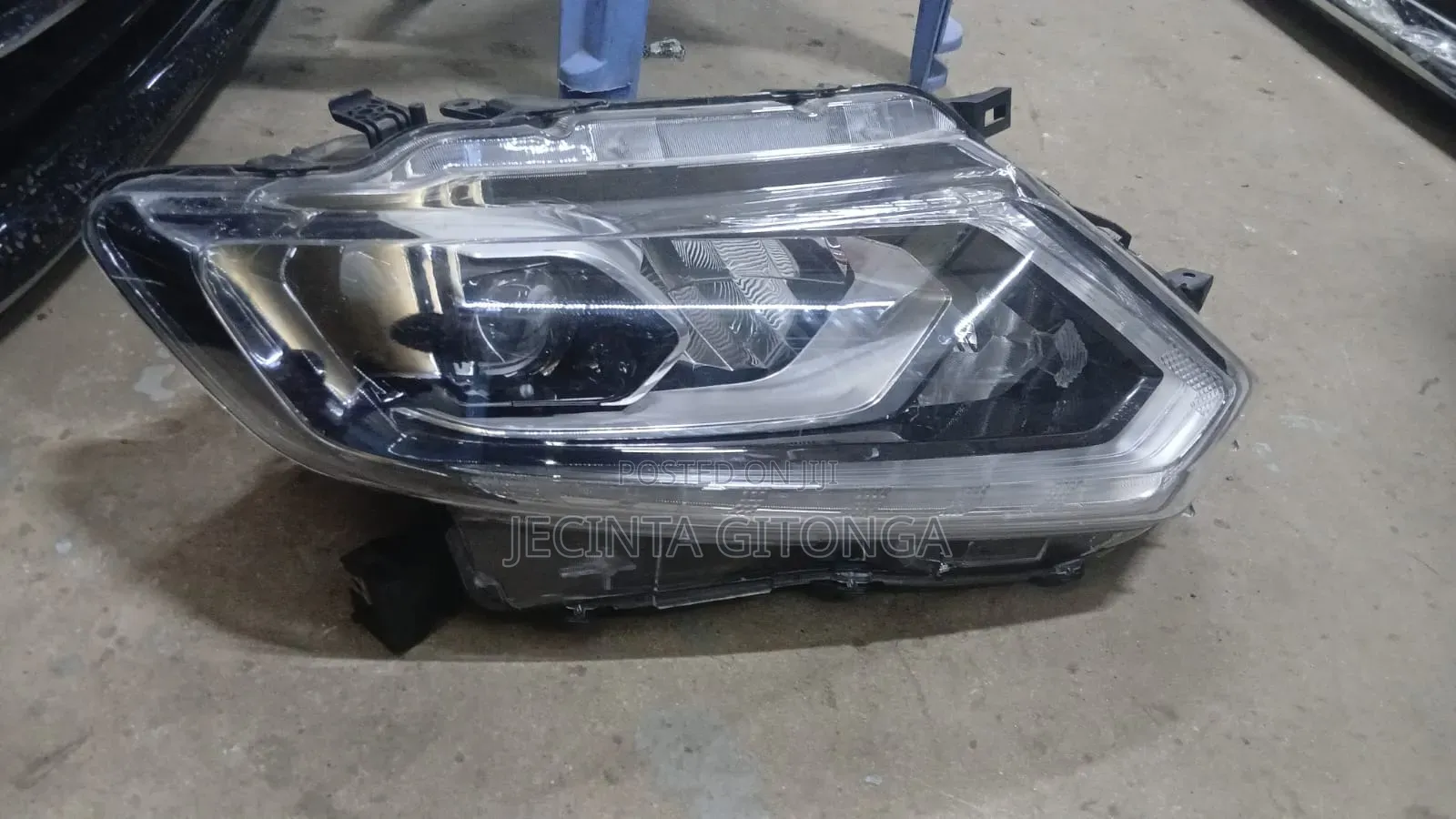 Nissan Extrail Nt32 Headlights