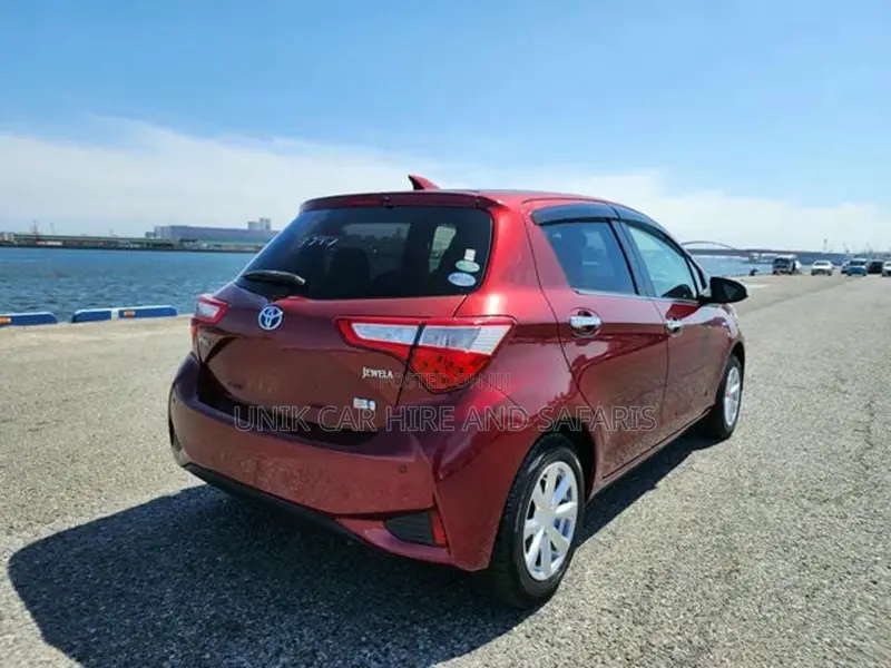 Toyota Vitz 1.5 FWD Hybrid 5dr 2019 Red