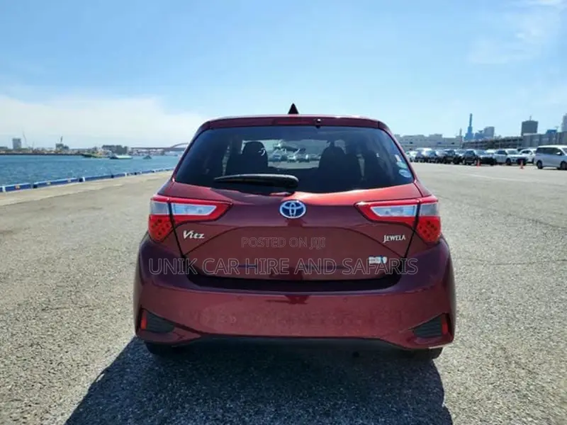 Toyota Vitz 1.5 FWD Hybrid 5dr 2019 Red