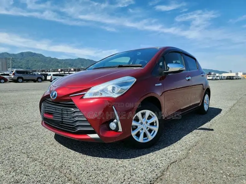Toyota Vitz 1.5 FWD Hybrid 5dr 2019 Red