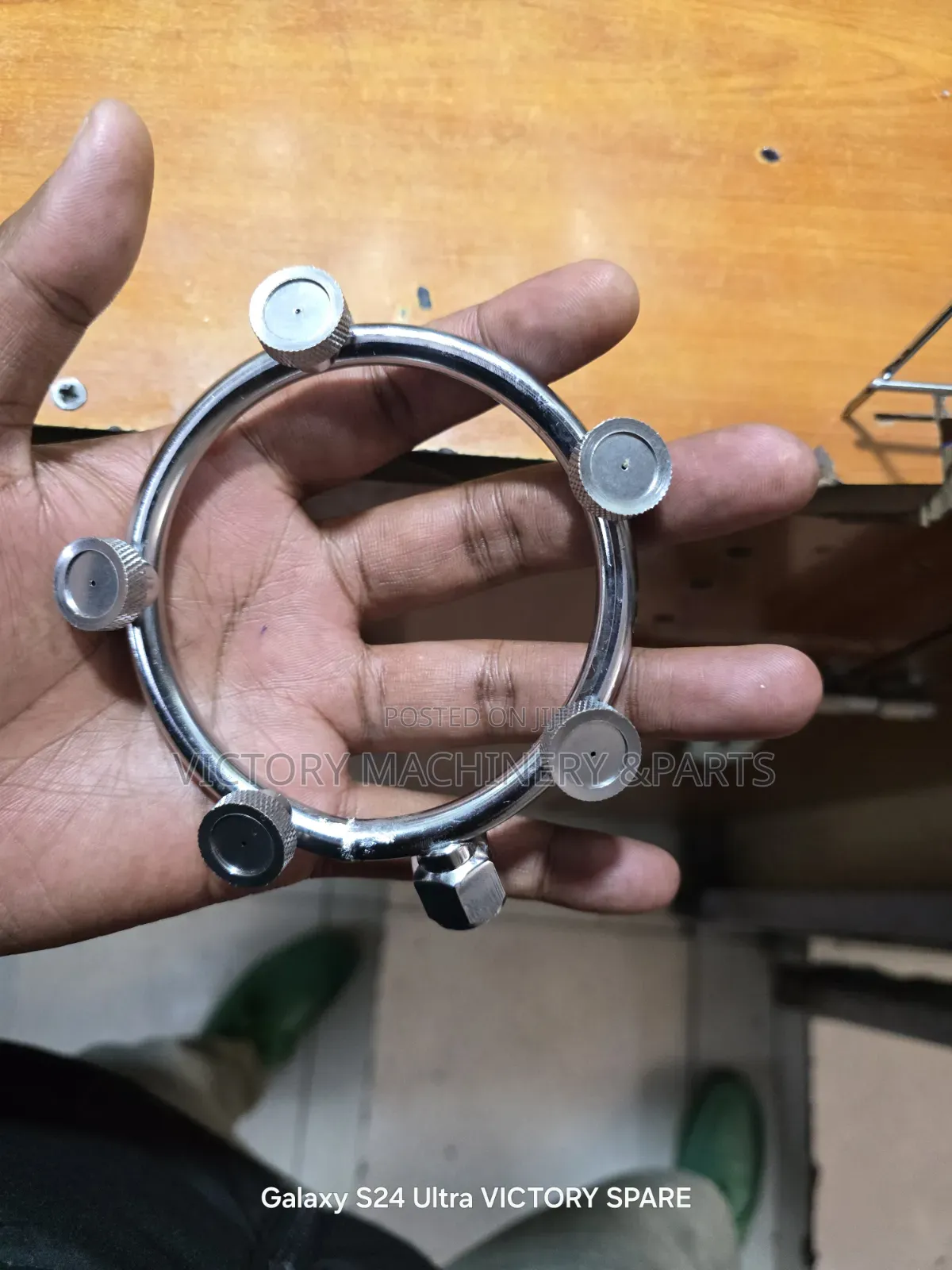 5 Nozzles Curved Sprayer Gun
