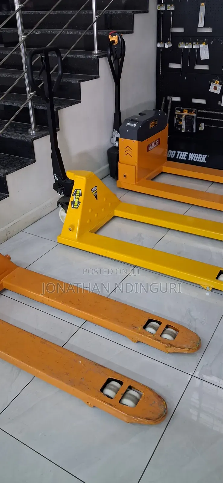 Heavy-Duty Pallet Truck