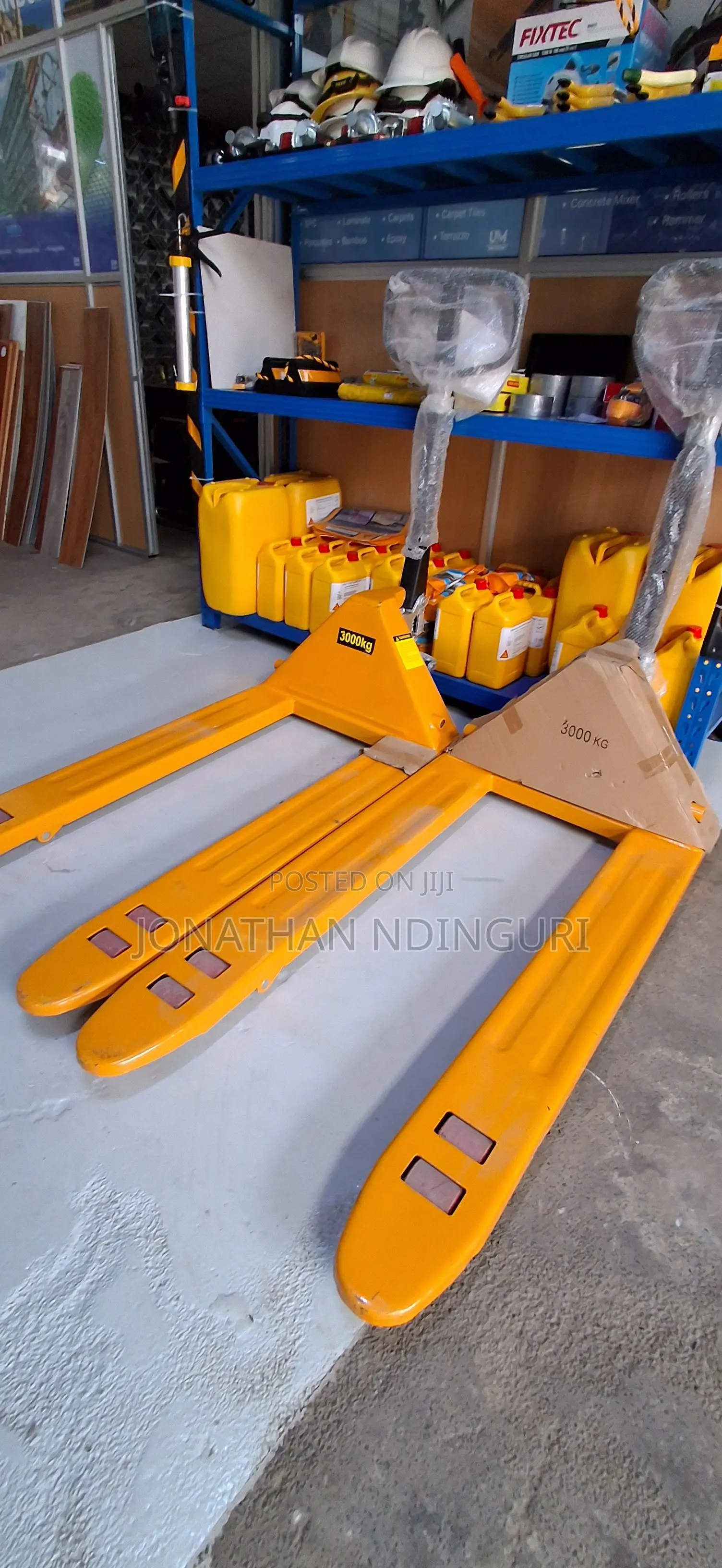 Manual Pallet Truck – Durable Design