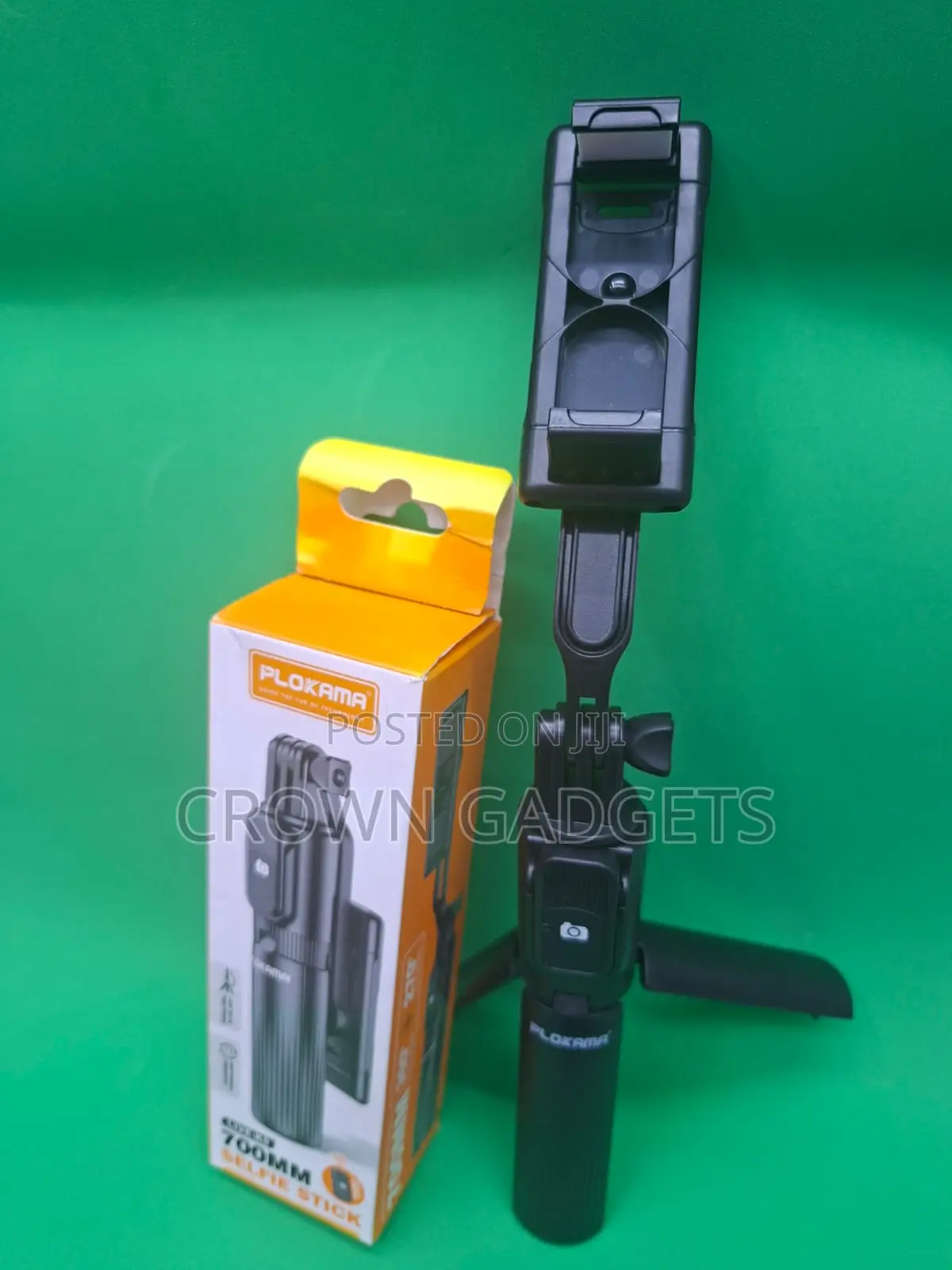 Live- Portable Selfie Stick With Bluetooth Remote Shutter