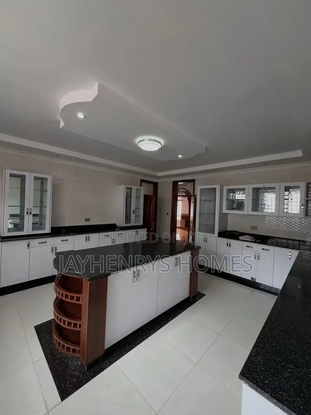 5bdrm House in Runda for rent