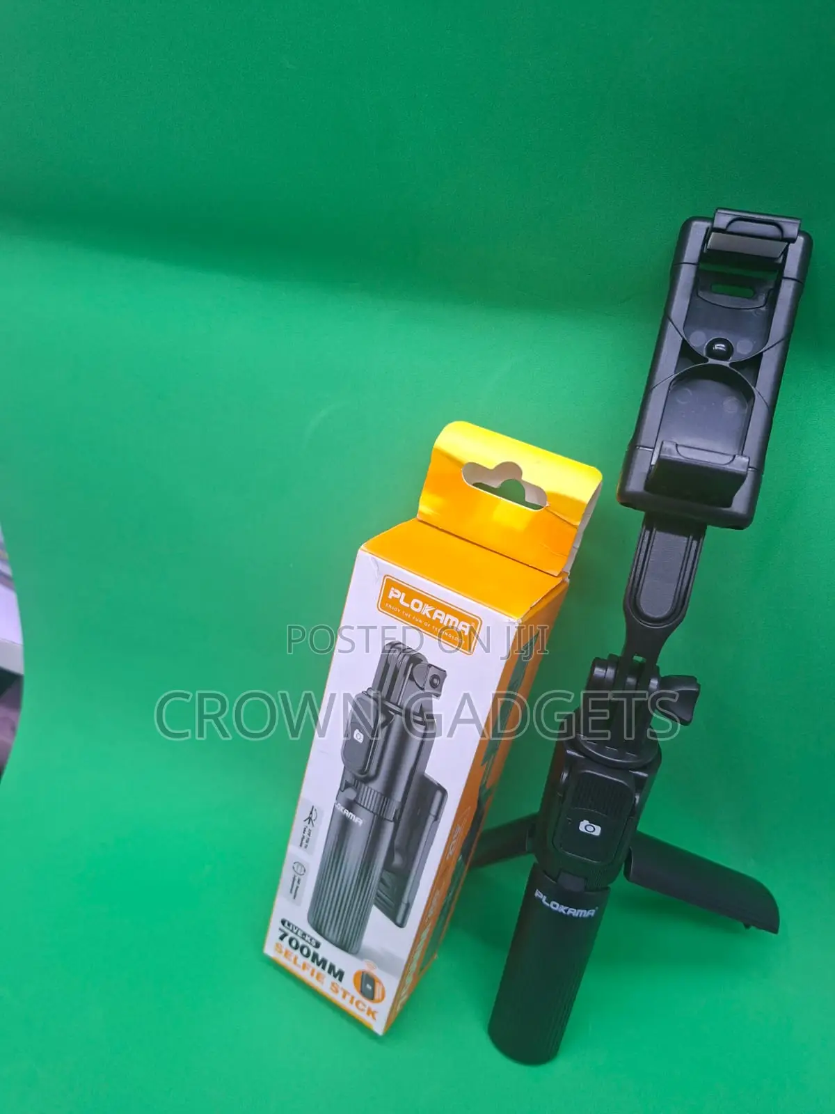 Live- Portable Tripod Selfie Stick for Tiktok and Reels