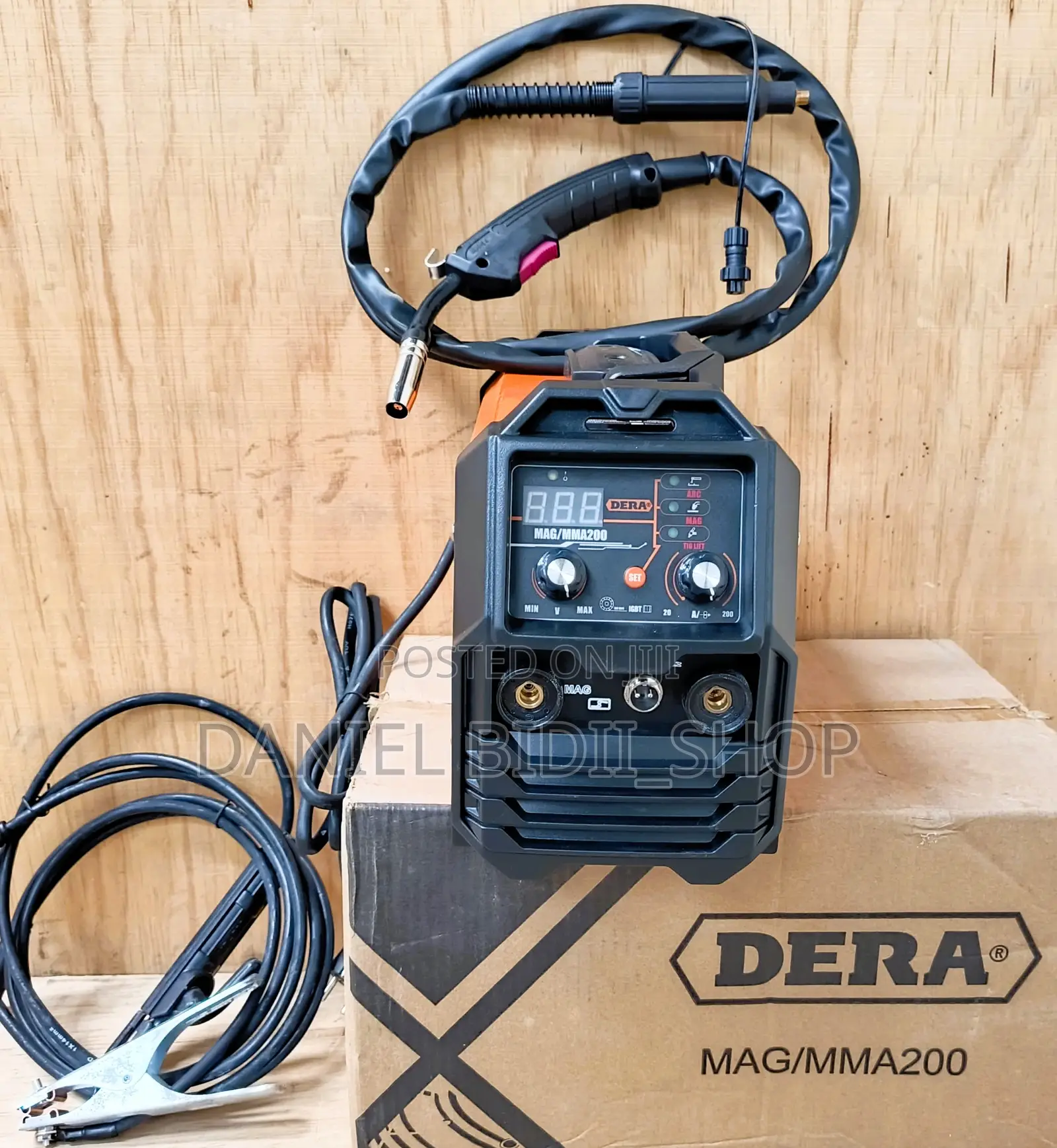Dera Mag 200