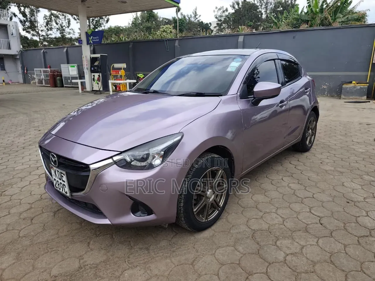 Mazda Demio 2015 Pink