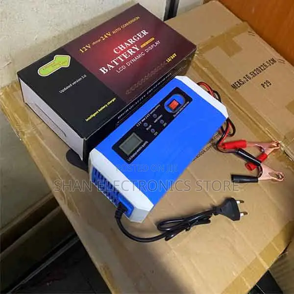Reliable Charging Performance 12/24a V10a – Durable Battery Charger