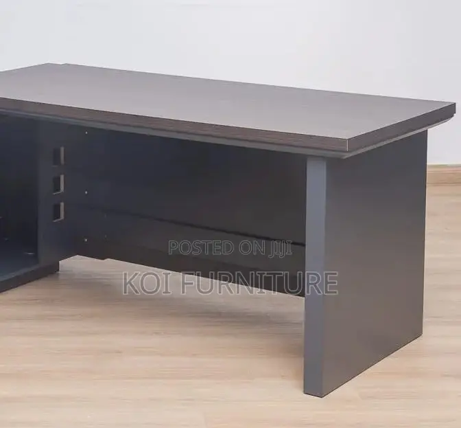 Office Desk; 1.8 Meters Executive Classical Office Desk