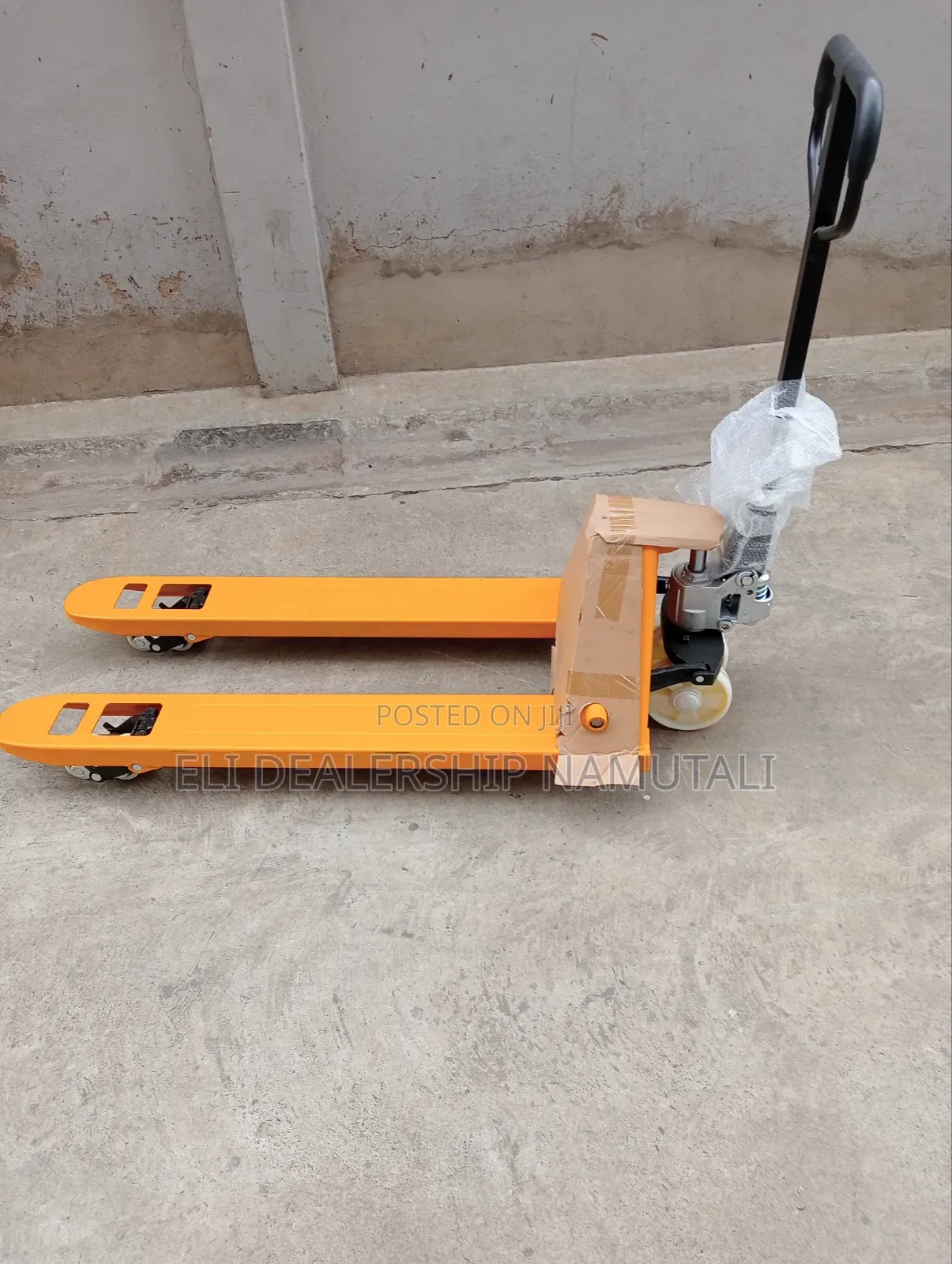 Dealers In Pallet Truck And Pallet Stacker