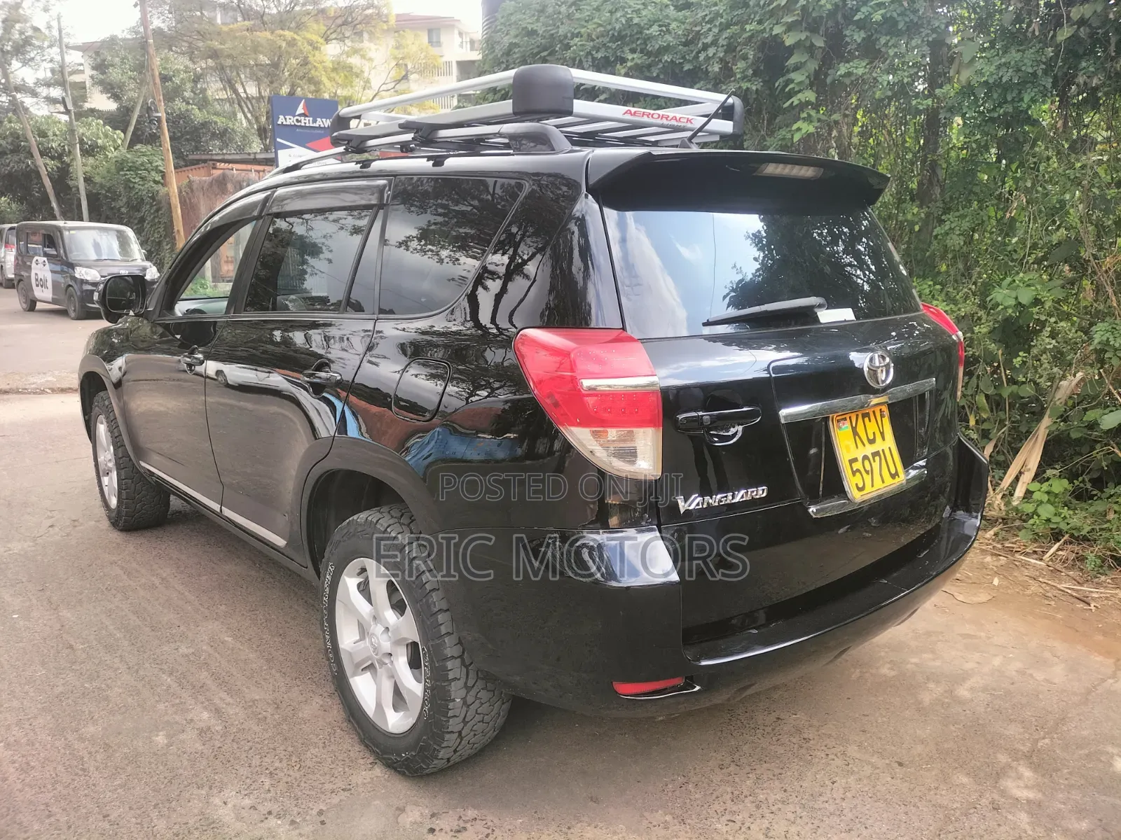 Toyota Vanguard 2013 Black