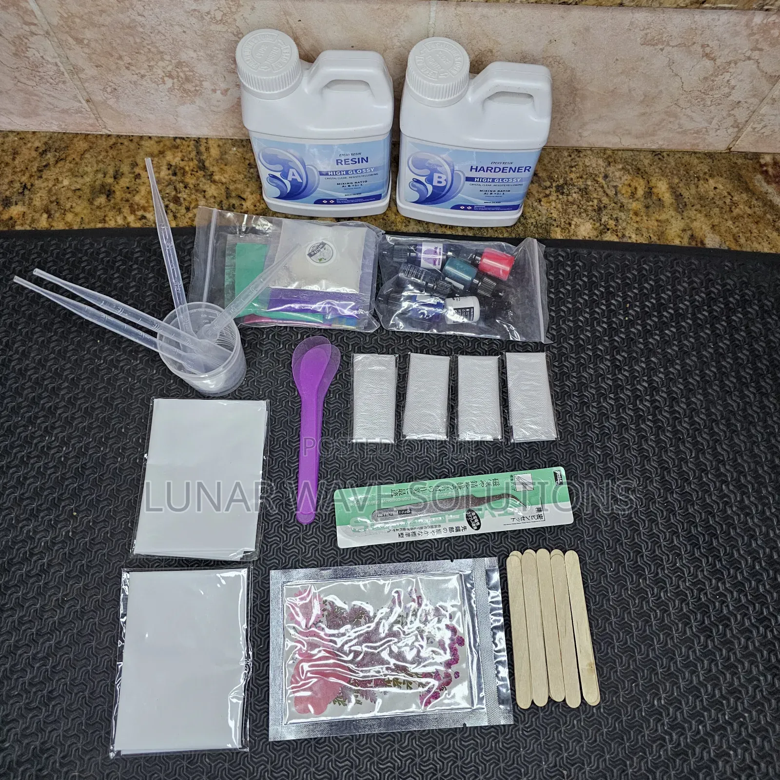 1kg Kit of Epoxy Resin and Accessories