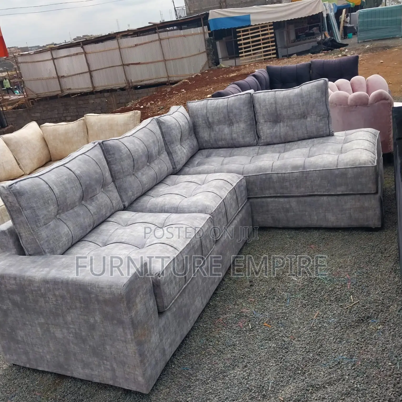6-Seater Grey Tufted L-Shaped Sofa Modern Comfort Design