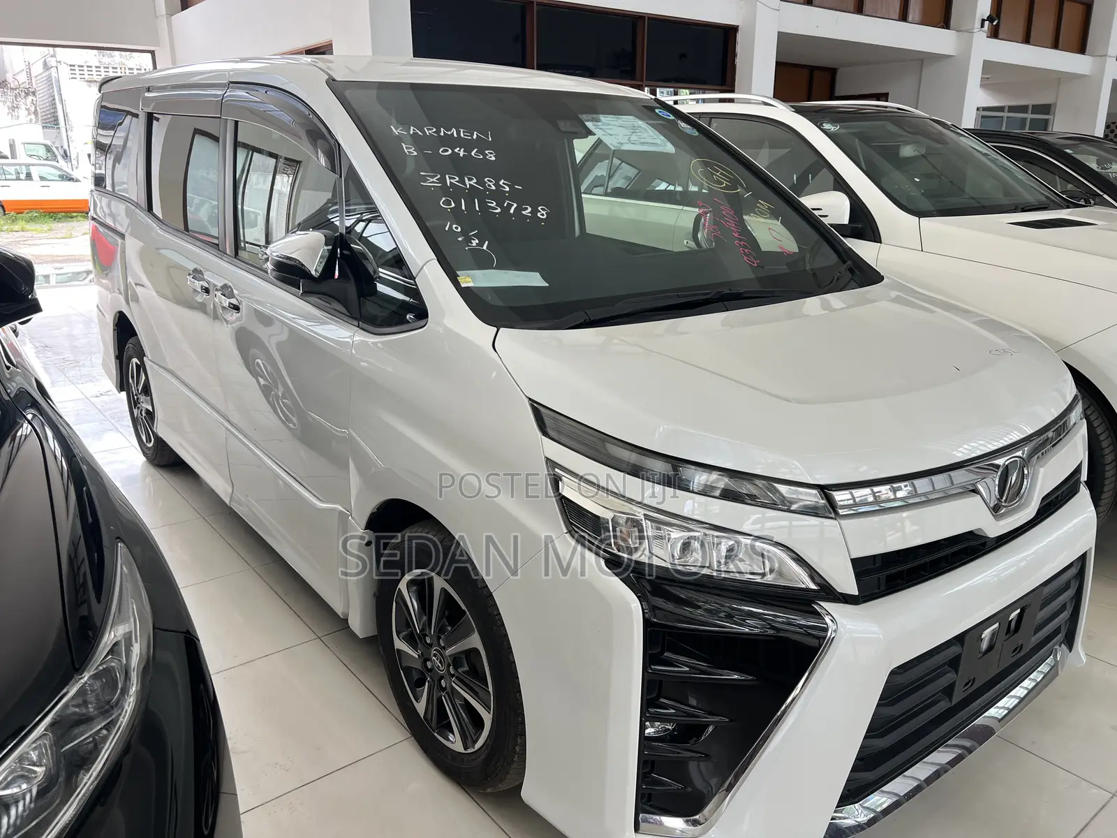Toyota Voxy 2019 White
