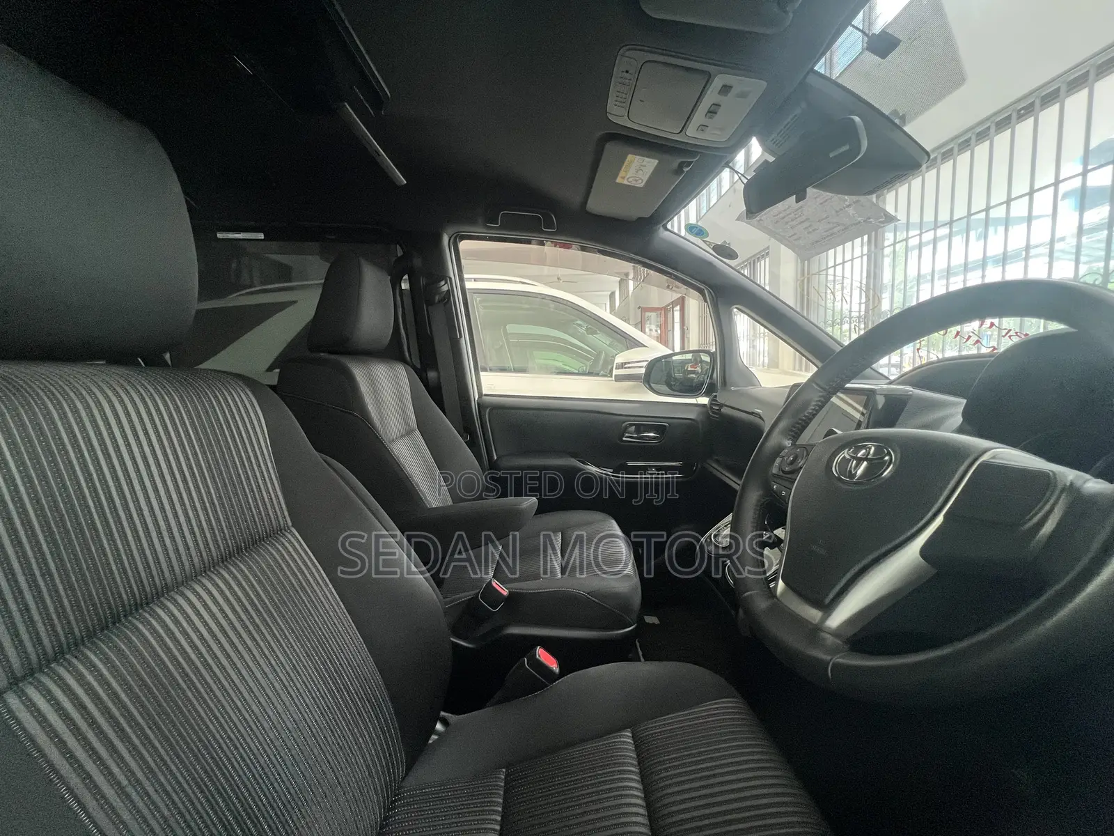 Toyota Voxy 2019 White