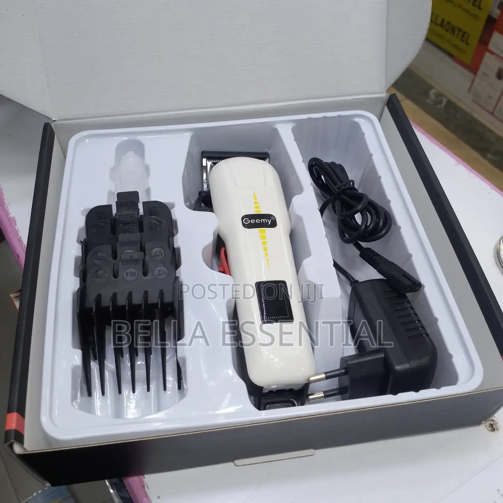 Geemy Rechargeable Cordless Shaving Machine