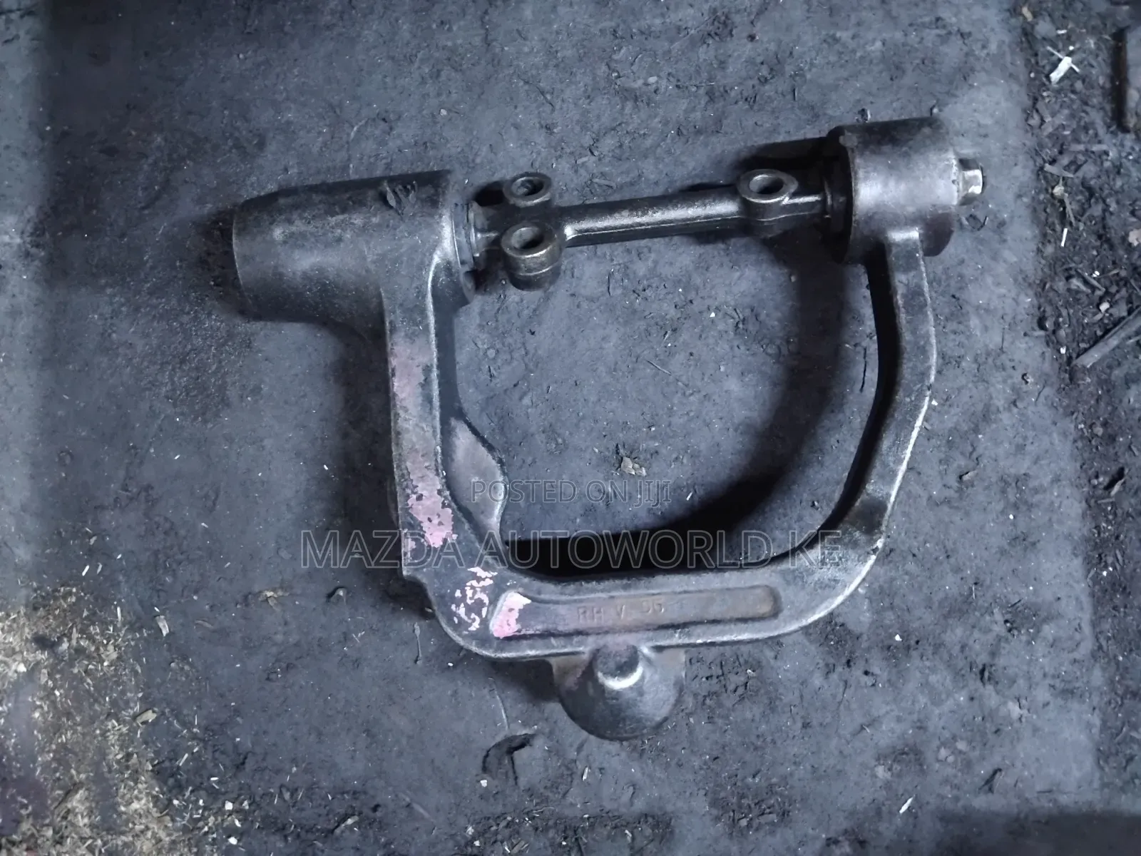 Nissan Caravan Control Arm