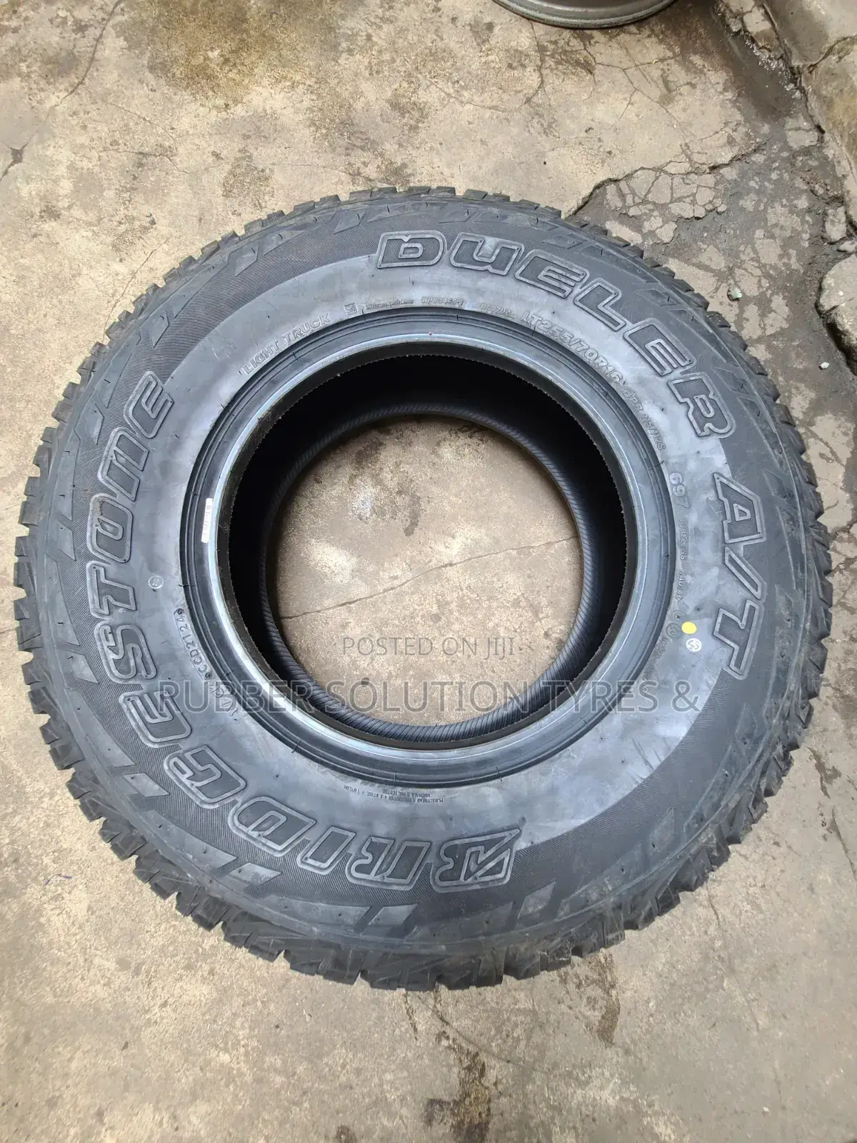 255 /70 R16 Bridgestone Tyres Dueler a/T-697 8pr