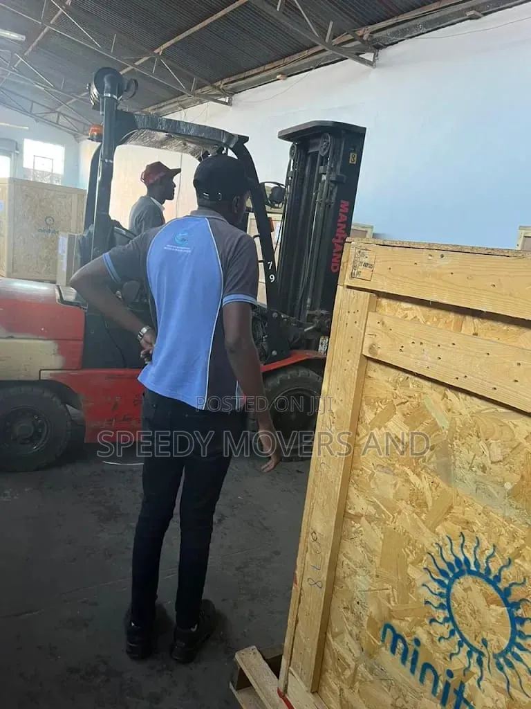 Forklifts for Industrial Work Are Ready for Lifting Services